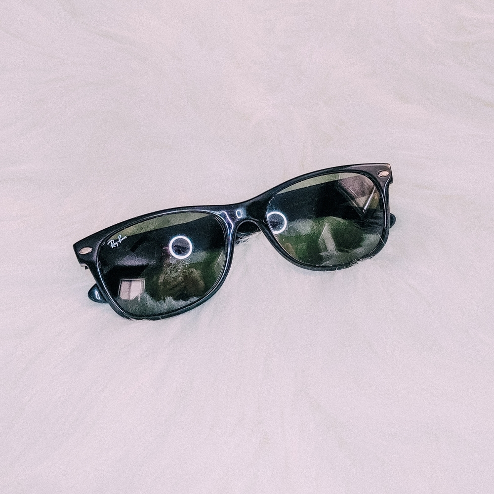 Ray-Ban ⋆ Black New Wayfarer 2132 Sunglasses ⋆⚝